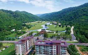 Bann Khao Yai 50 Sqm-Corner, King Bed, Balcony